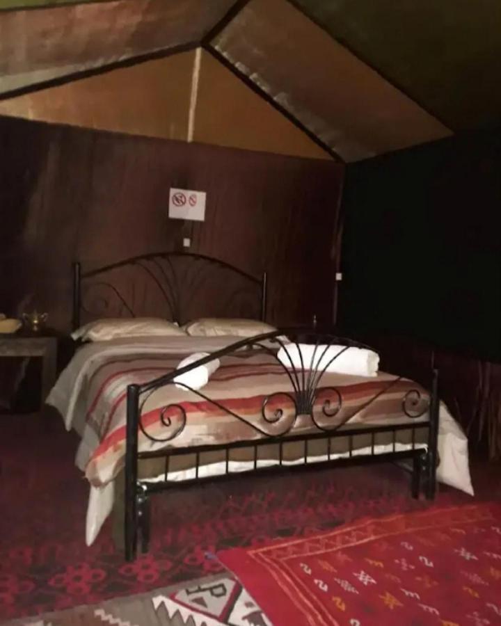Отель Sunset Desert Camp Мерзуга Экстерьер фото